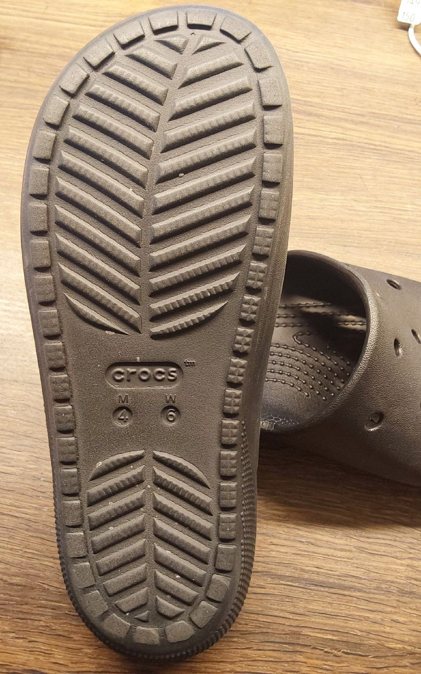Crocs Scarpe da uomo: Crocs schwarz 40 – Nuovo (secondo la descrizione) da Köniz venduto da scopello12 2