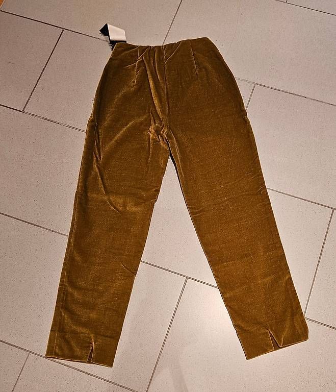 Pantaloni: Piazza Sempione 3/4 Hose samt senffarben – Nuovo (secondo la descrizione) da Zürich venduto da Gino2000 1