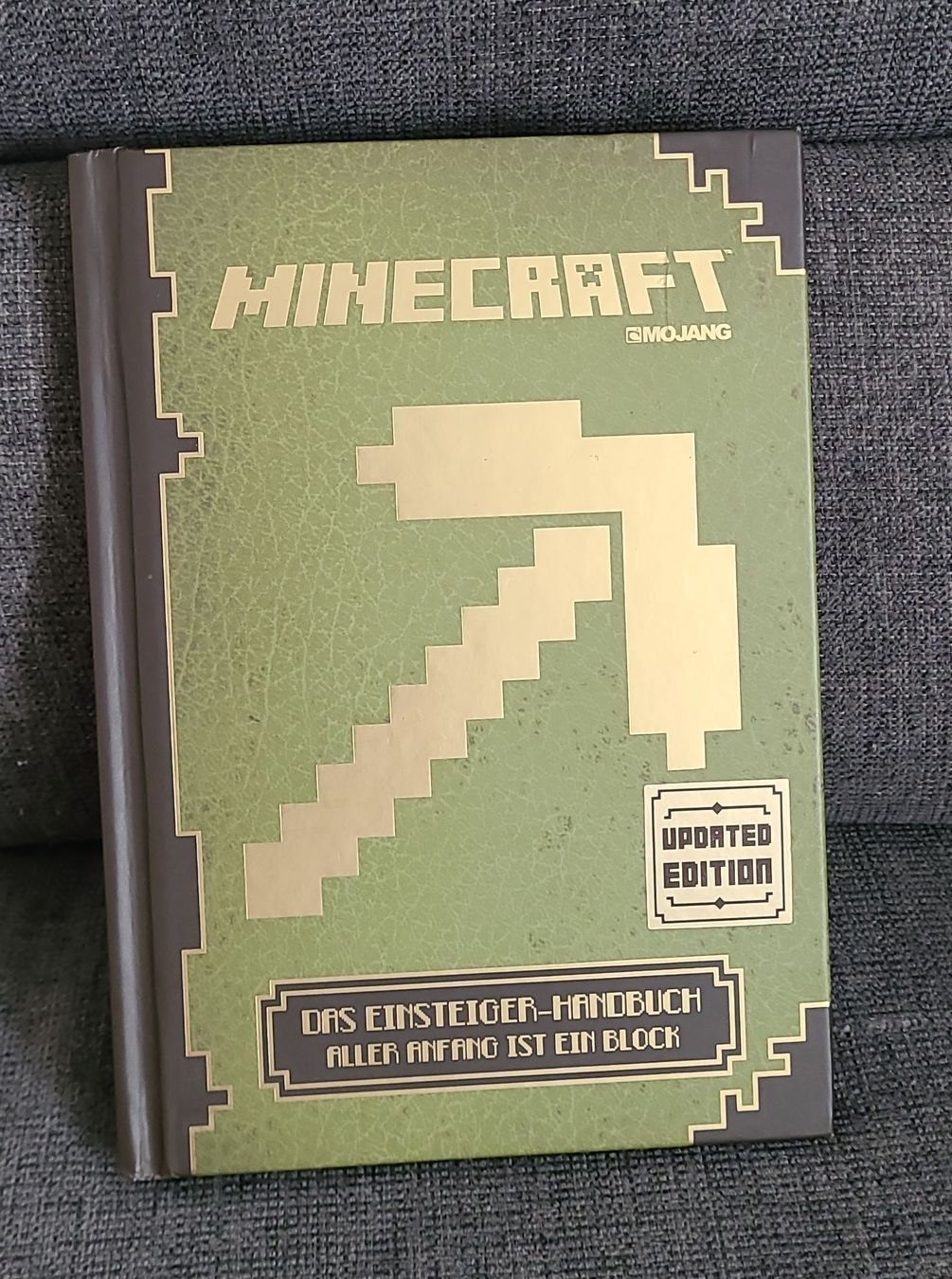 Libri: Minecraft Einsteiger-Handbuch Updated Edition neu – Nuovo (secondo la descrizione) da Teufen AR venduto da yan_bx5j