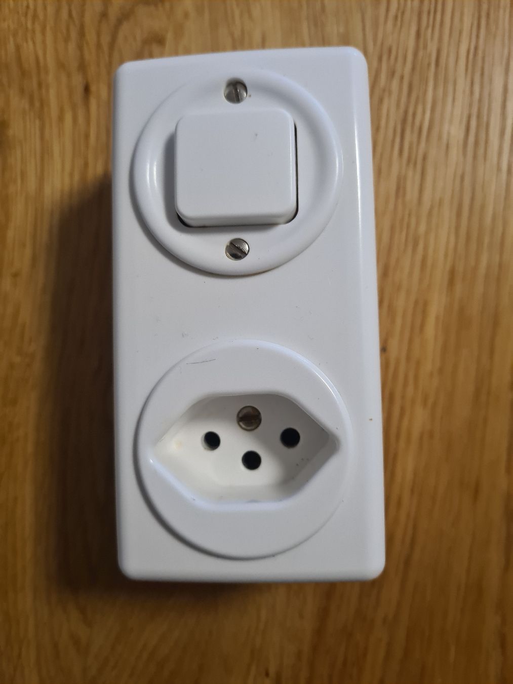 Schalter: AP Sch 3 +T13 – Gebraucht aus Winterthur von Jana1701