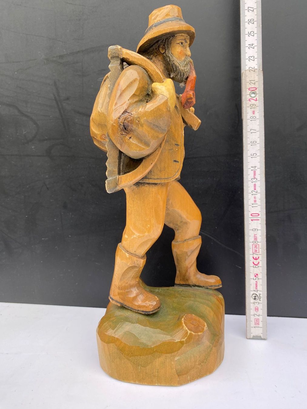 Statuette: Brienzer? Holzfigur geschnitzt "Holzer/Waldarbeiter", 25 cm – Usato da Emmen venduto da Sutim2005 3
