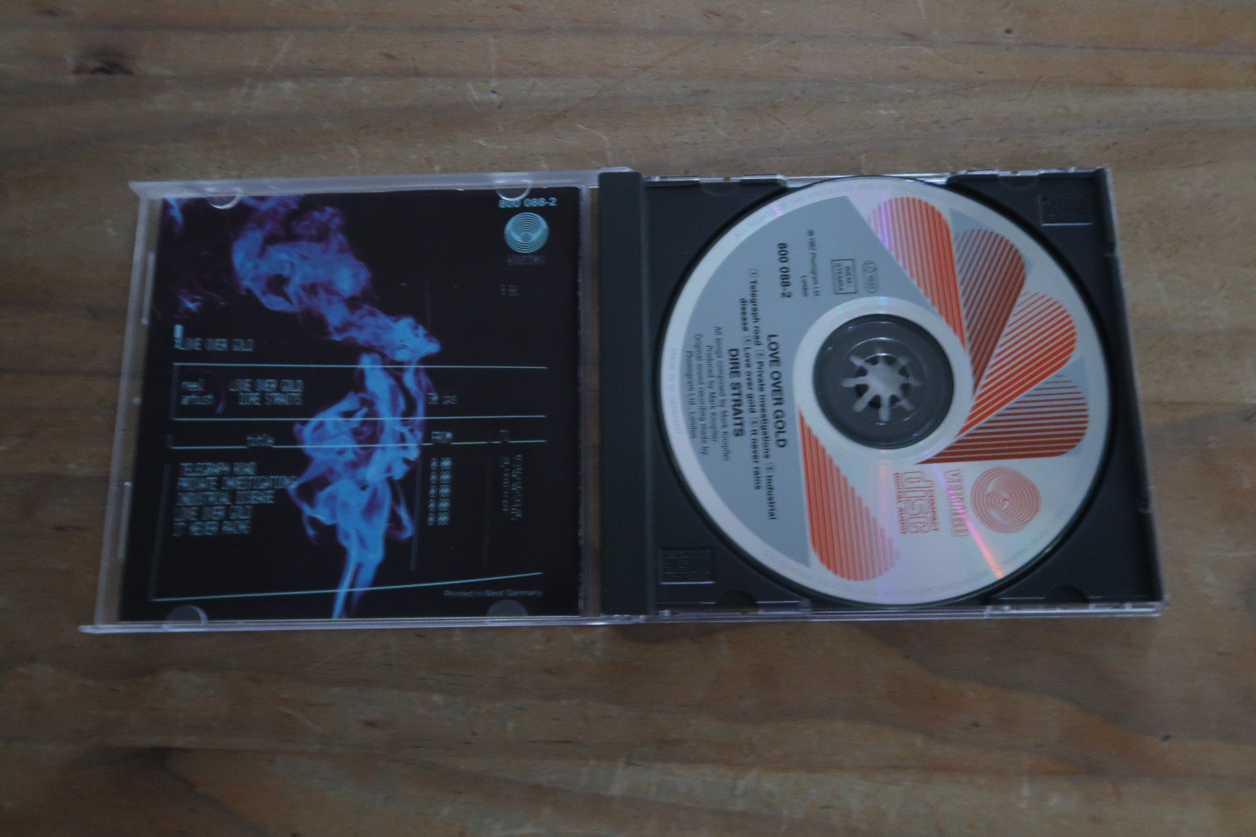 CDs: DIRE STRAITS - LOVE OVER GOLD - CD – Gebraucht aus Basel von Patiscat 3