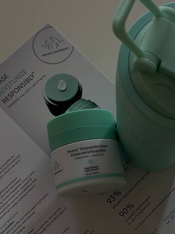 Cura del viso: Drunk Elephant Protini Polypeptide Cream and protein shaker  – Usato da Frauenfeld venduto da Jessy_kardakova
