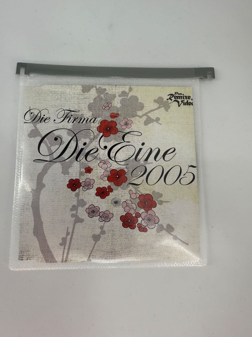 CD: Die Firma - Die Eine 2005 - Single CD – Usato da Auenstein venduto da moin.