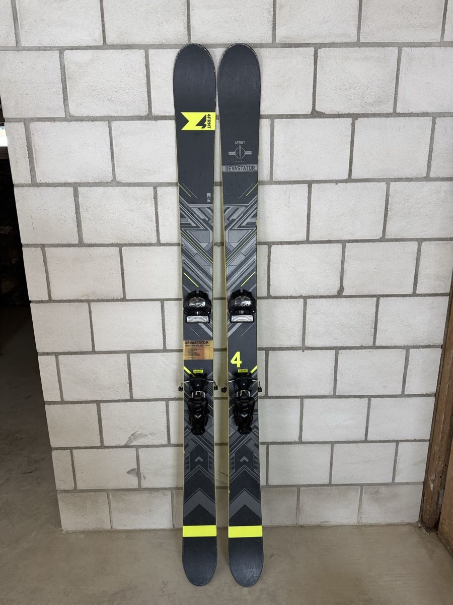 Sci: Skis 4FRNT FOR Front  Devastator 184cm, fixations AAATACK – Usato da Sonvilier venduto da Swiss2615
