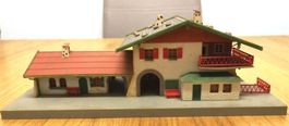 Faller H0 108: Bahnhof Bergheim, schöner Fertigbau