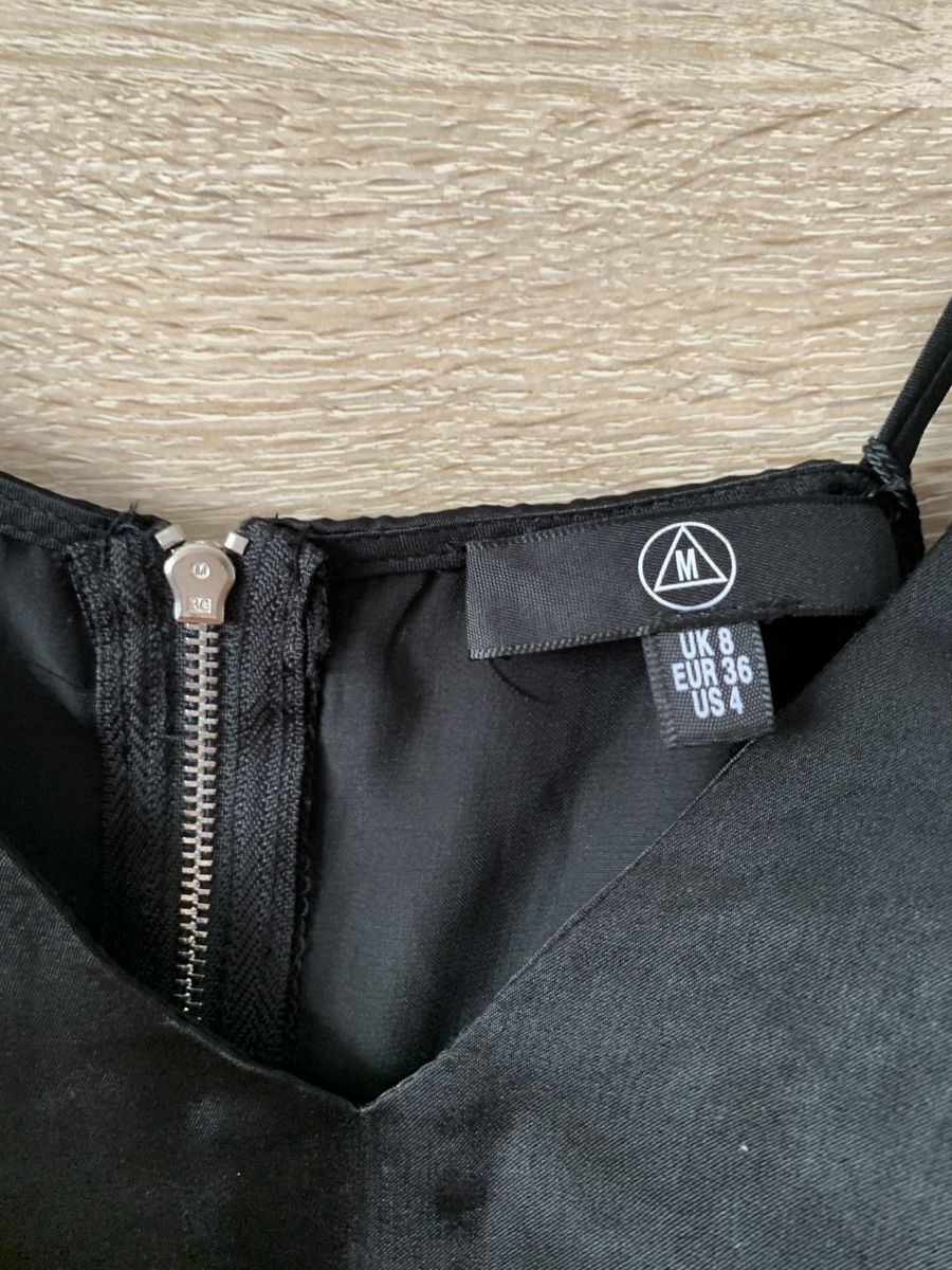 Tops: Crop noir chic – Neu und originalverpackt aus Montreux von Izapeche811 2