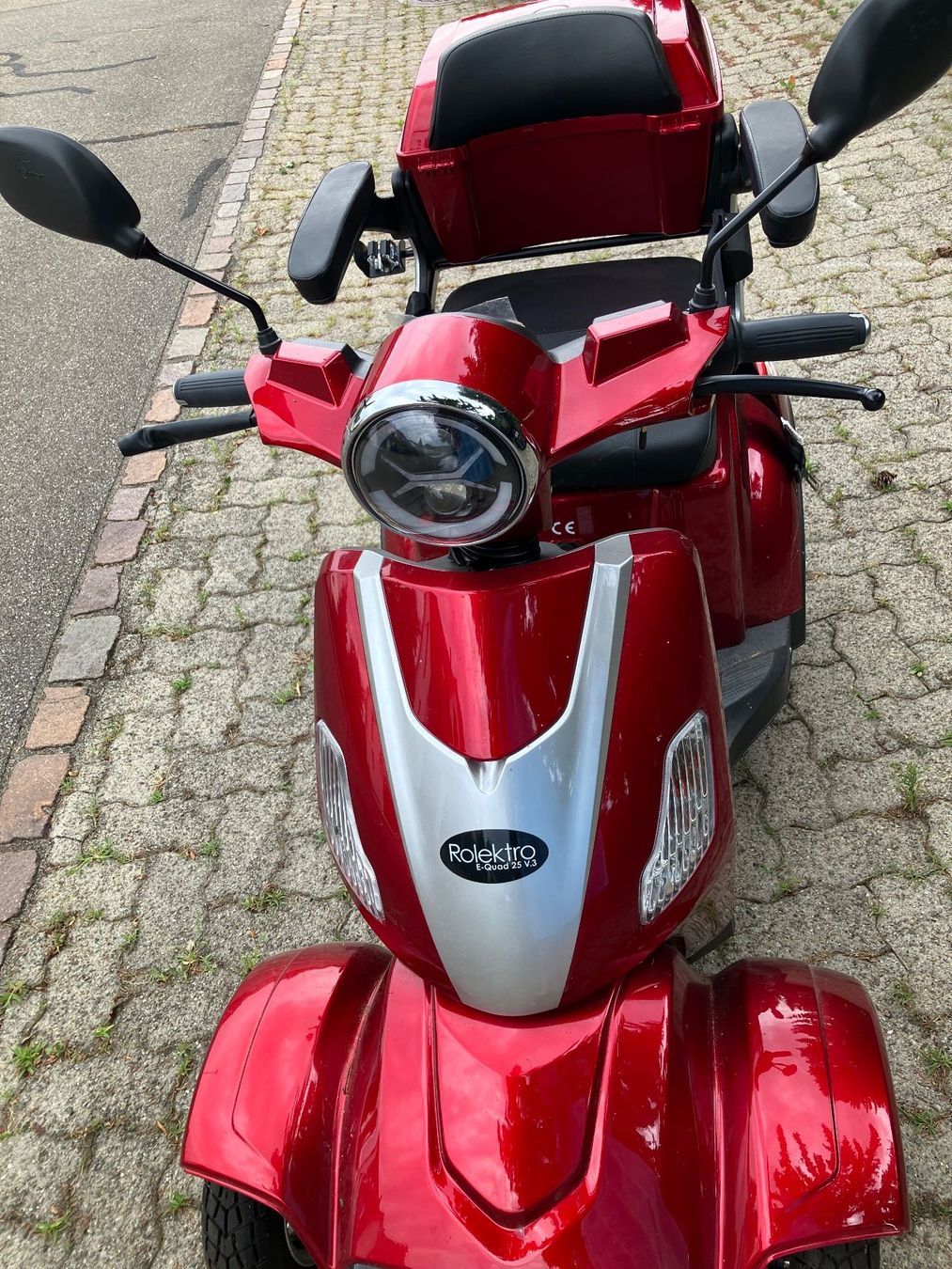 Voiturettes électriques: E-Roller, Elektromobil, bis 25km/h – D'occasion à Winkel par Frizzi04 1