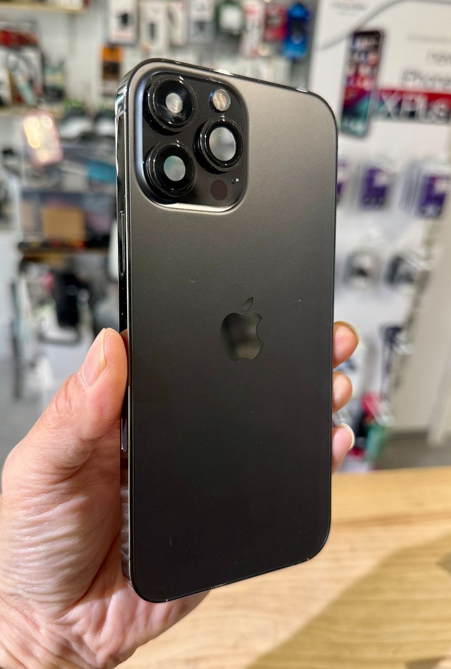 Apple Telefoni cellulari / Smartphones: Châssis iPhone 13 Pro Max Graphite (Original demonté pulled) – Usato da Morges venduto da DA-repa 1