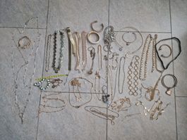 Grosses Konvolut Modeschmuck 1