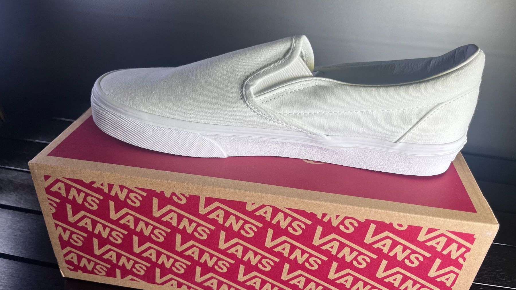 Vans Herrenschuhe: Vans Classic Slip-On Schuhe Größe 42 – Neu und originalverpackt aus Tafers von JP911 2