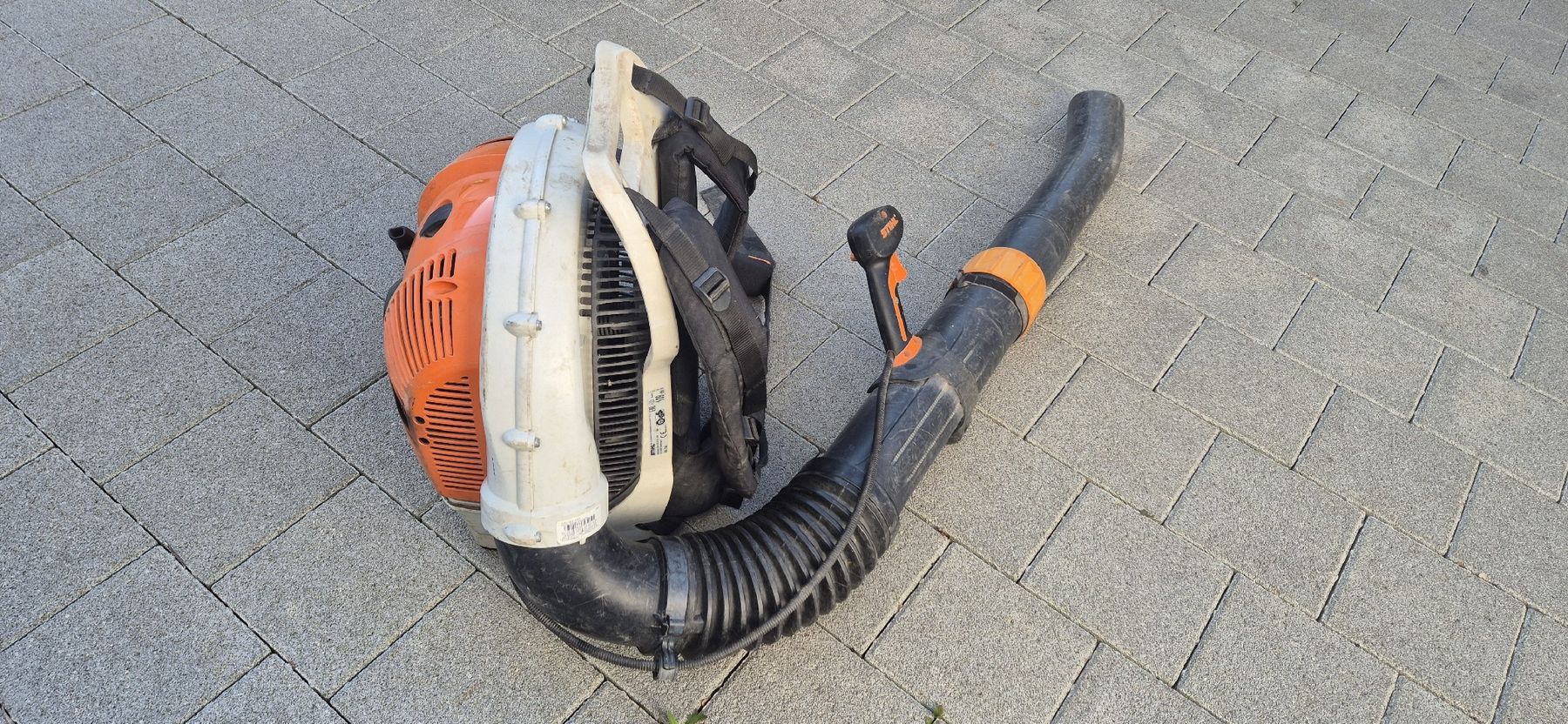 Stihl Aspirateurs & souffleurs à feuilles: Stihl BR700 – D'occasion à Grenchen par Hzpro 2