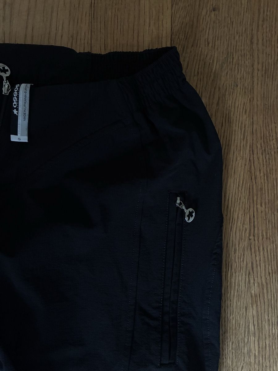 Assos Pantaloni: Assos Hose Grösse S  – Nuovo (secondo la descrizione) da Solothurn venduto da veylo 1