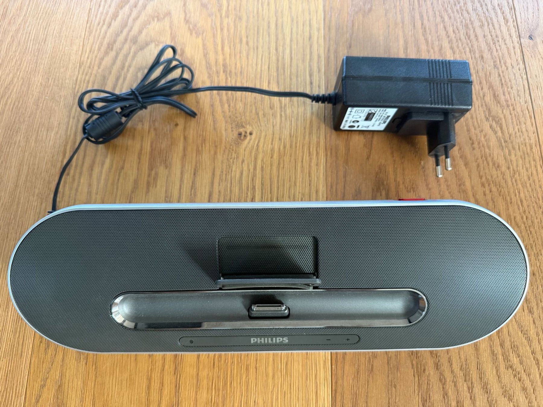 Philips Casse acustiche: Philips docking speaker with bluetooth DS7700 – Usato da Founex venduto da MaevaMatahi 1