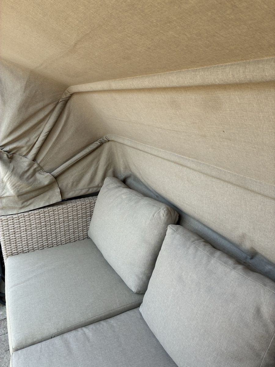 Divani: Gartenlounge mit Dach – Usato da Belp venduto da Lea10. 5