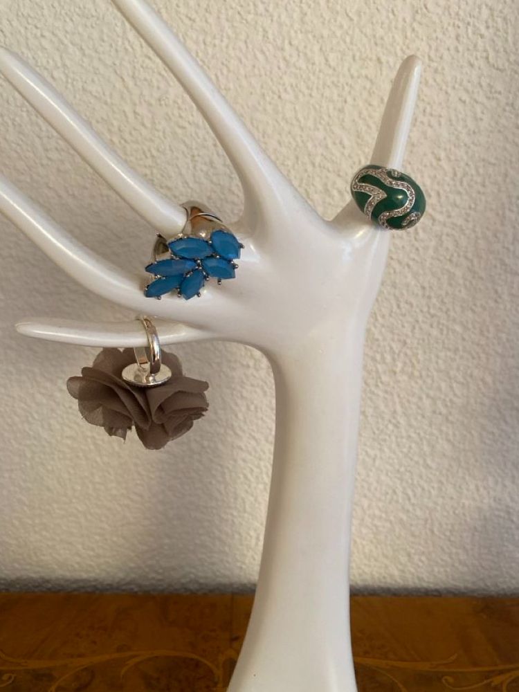 Anelli: Statement Ringe Modeschmuck Blume & Grün Strass ca Gr.60 – Nuovo (secondo la descrizione) da Illnau venduto da Sniwi67