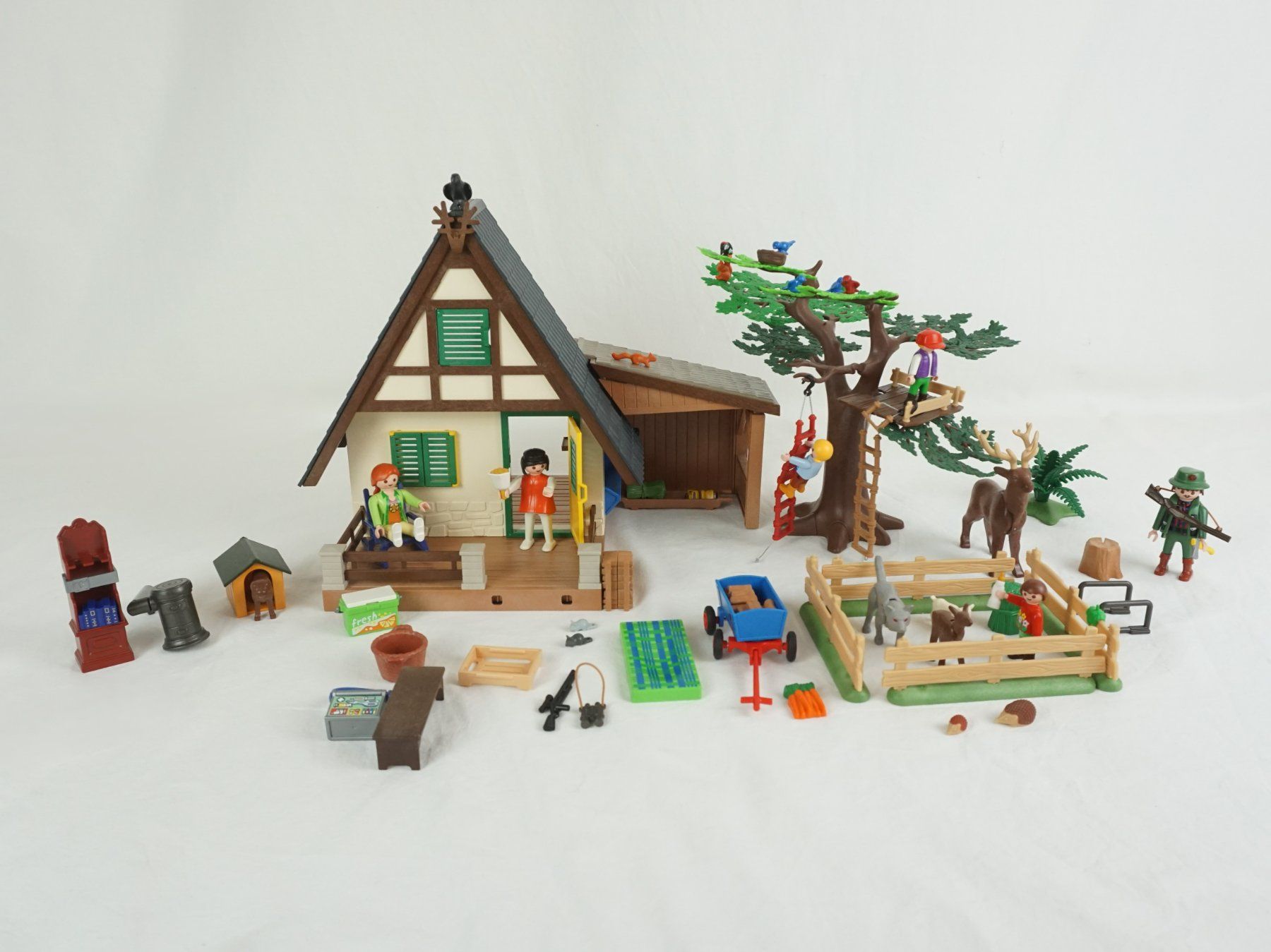 Playmobil Giocattoli: Playmobil Försterhaus – Usato da Pratteln venduto da Restwert_Pratteln