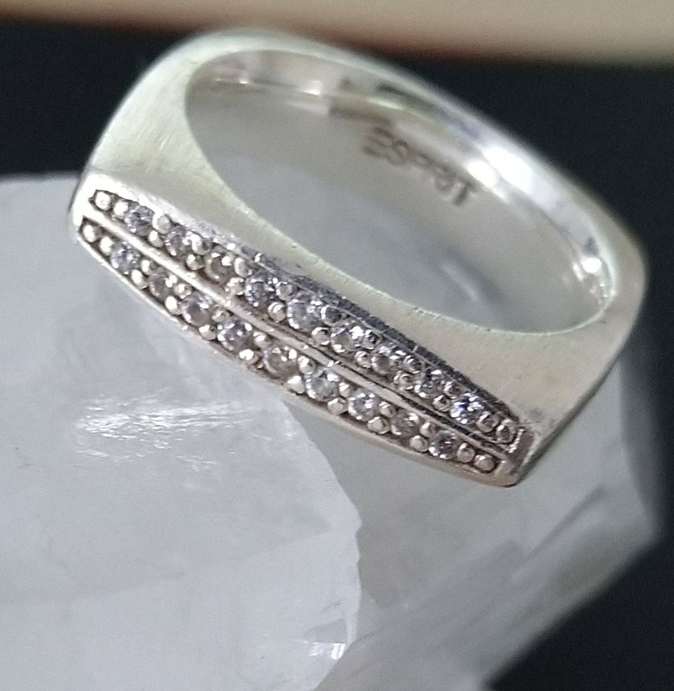 Anelli: ESPRIT RING MIT ZIRKONIA IN 925 SILBER – Usato da Romanshorn venduto da BoutiqueA 2