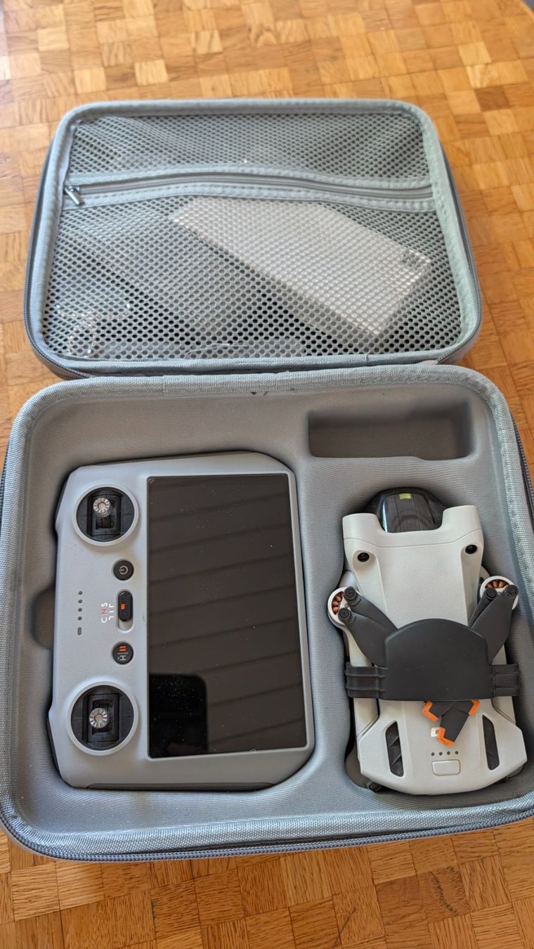 DJI Modellismo RC: Drohne DJI Mini 3 Pro mit Controller gebraucht Zustand – Usato da Matzingen venduto da autokappeler 1