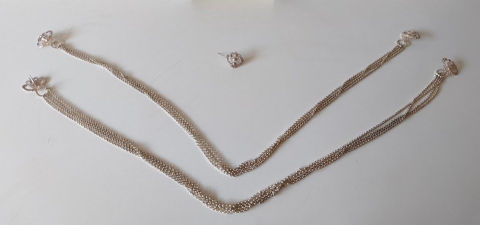 Altri gioielli: N2 Tracht Schmuck Ketten Blumenbrosche Silber – Usato da Toffen venduto da Immo-Erben
