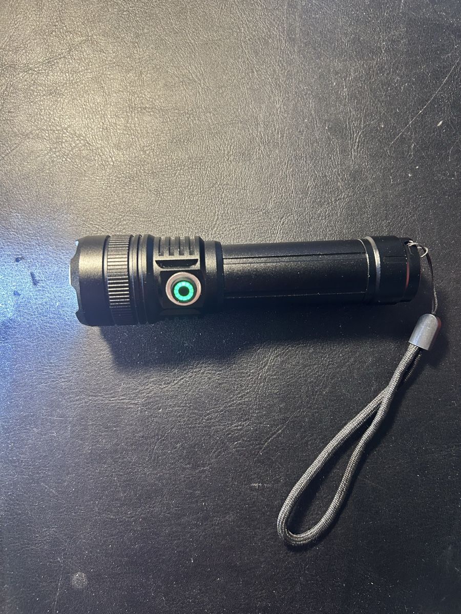 Lampen: Taschenlampe  – Neu und originalverpackt aus Tägerwilen von Jackswiss 1