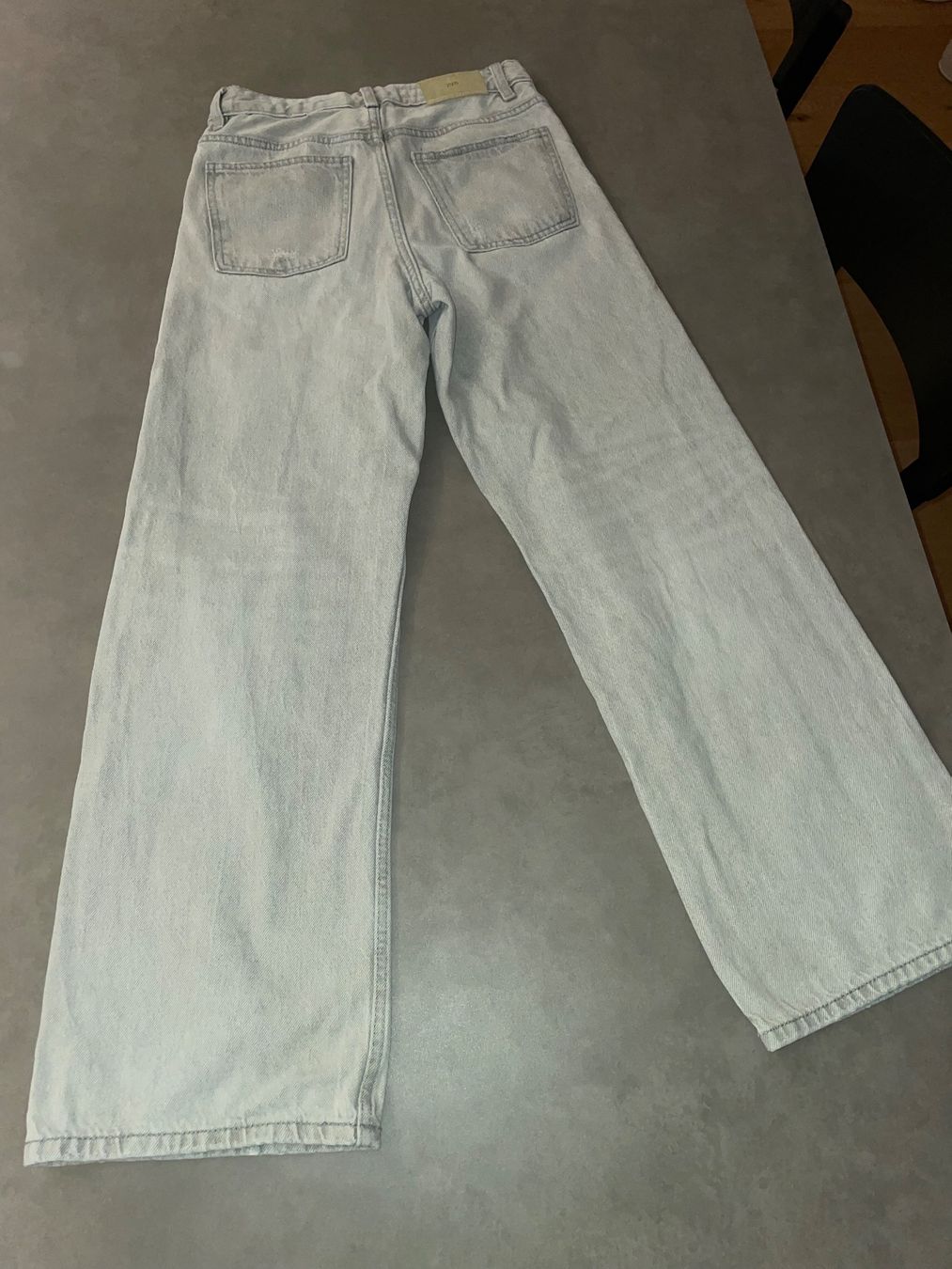 Zara Pantaloni: Zara Jeans – Usato da Fislisbach venduto da arse 1
