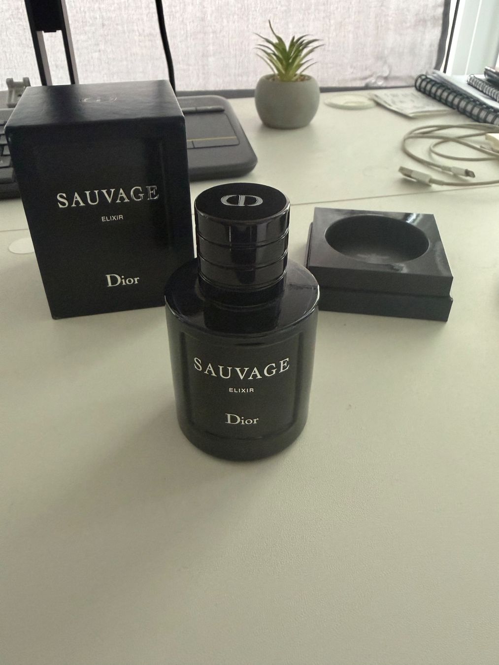 Dior Parfums & Eau de Toilette: Dior Sauvage Elixir – D'occasion à Wettingen par ros_8trb