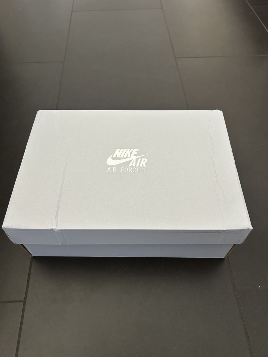 Nike Chaussures garçon: Nike Air Force 1 Gr. 39 – D'occasion à Basel par kitu 7