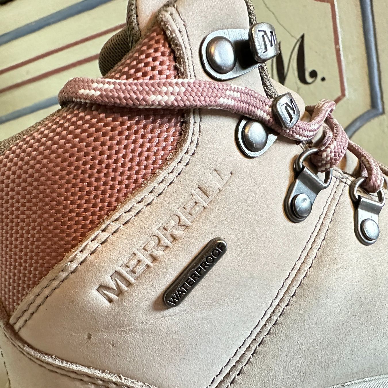 Merrell Scarpe da donna: MERRELL Wanderschuh / Freizeitschuh Gr. 38 – Nuovo (secondo la descrizione) da Tägertschi venduto da TheChange 5