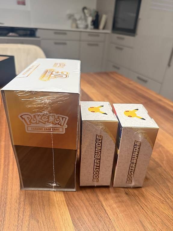 Carte collezionabili: Pokémon 30th Celebration Set EN – Nuovo e nell'imballaggio originale da Kölliken venduto da dan_8sfw 1