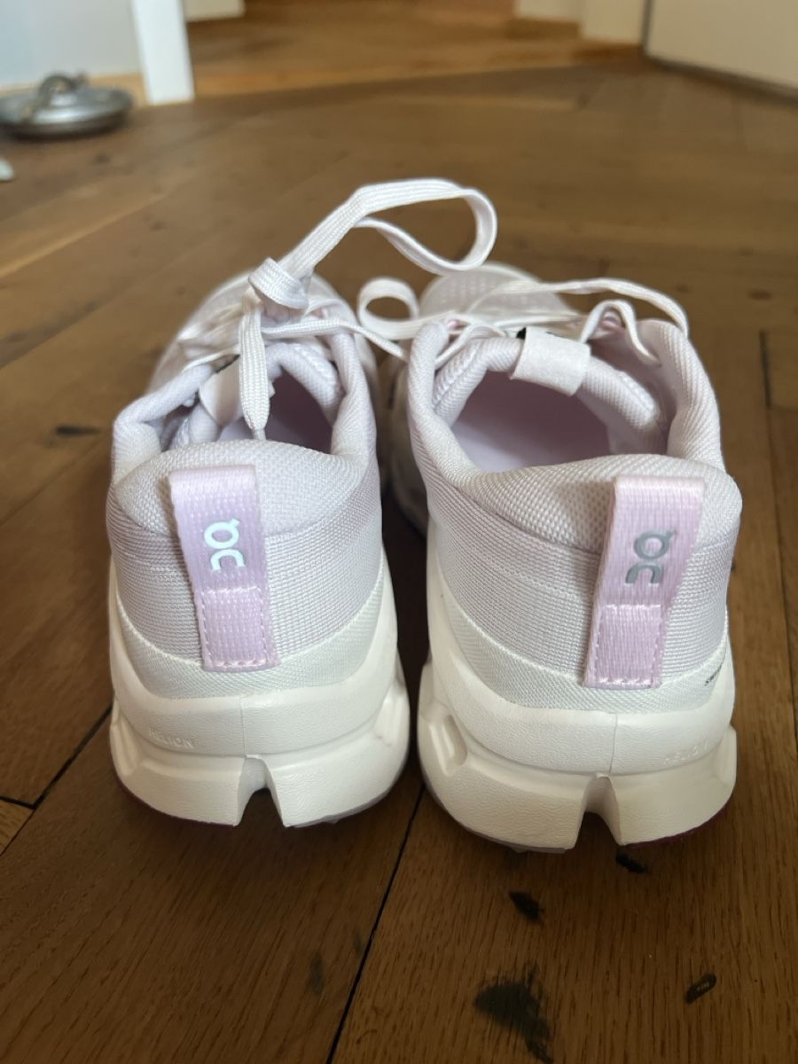 On Chaussures femmes: On Cloudsurfer Trail – Neuf (Voir description) à Zürich par Sarah552 2