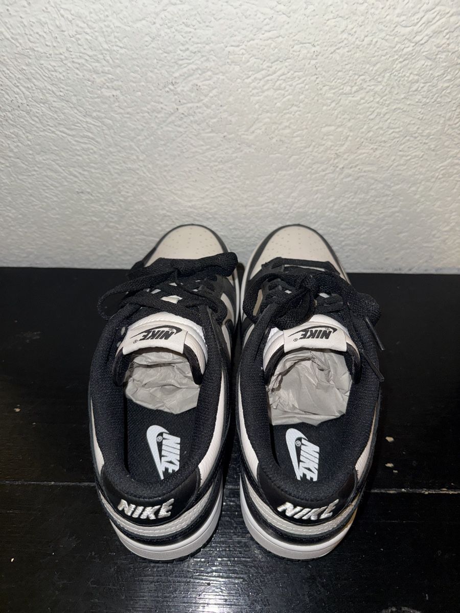 Nike Scarpe da uomo: Dunk low panda Nike by you taille 40 – Nuovo e nell'imballaggio originale da Crans-Montana venduto da Philcaillou 2