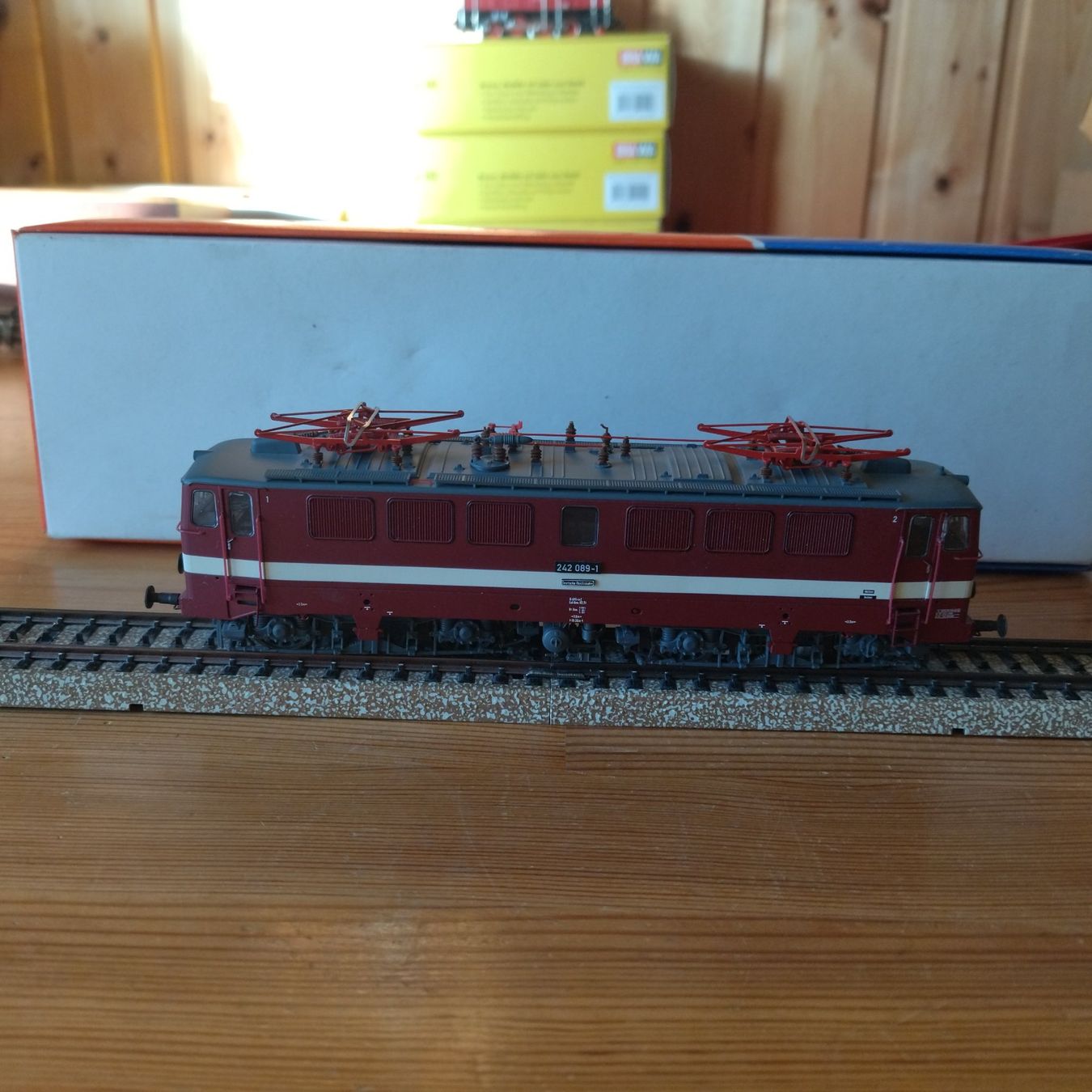 Brawa Modelleisenbahnen: Brawa Lok DR 242 (942) – Gebraucht aus Basel von BeanieUp