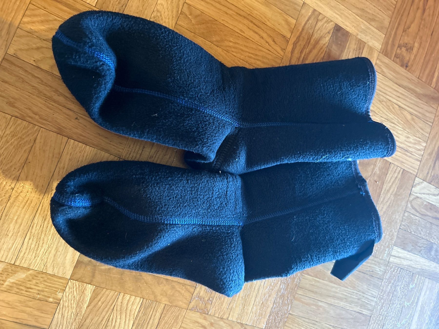 Chaussettes: Chaussettes BARE SB mid layer 2XS-S – D'occasion à Vufflens-la-Ville par newlifegva 1