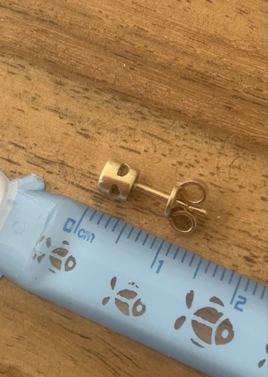 Boucles d'oreille: Ohrstecker Echtgold mit Diamand – D'occasion à Zürich par MK124 1