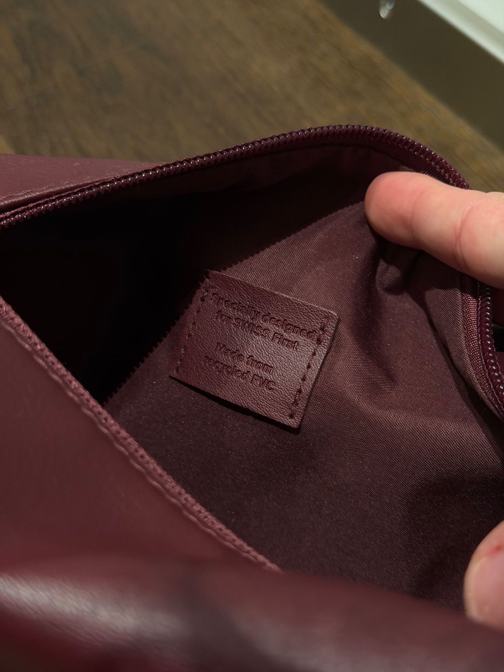 Custodie per cosmetici: Zimmerli x SWISS First Class Amenity Kit – Nuovo (secondo la descrizione) da Münchenbuchsee venduto da arouse.swiss 2
