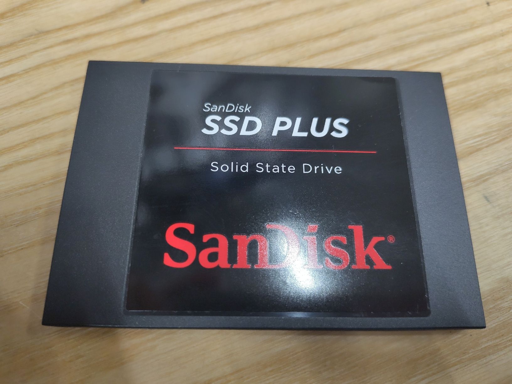 Sandisk Dischi rigidi: SanDisk SSD 1TB  – Usato da Uttwil venduto da wishinfication