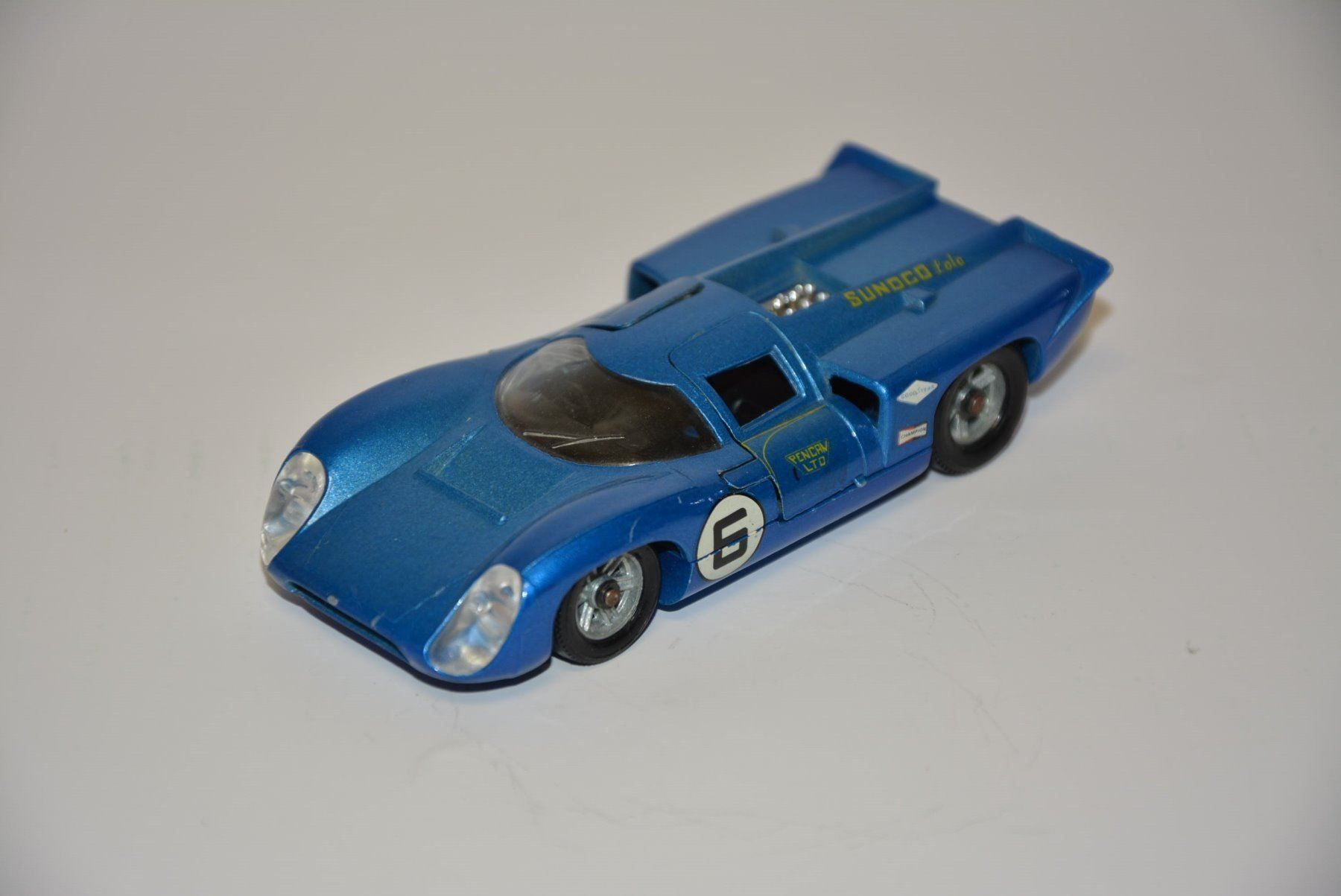 Modellini d'auto: Lola T70 MK 3B , Solido , 1:43 – Usato da Goldach venduto da Feivel9 2