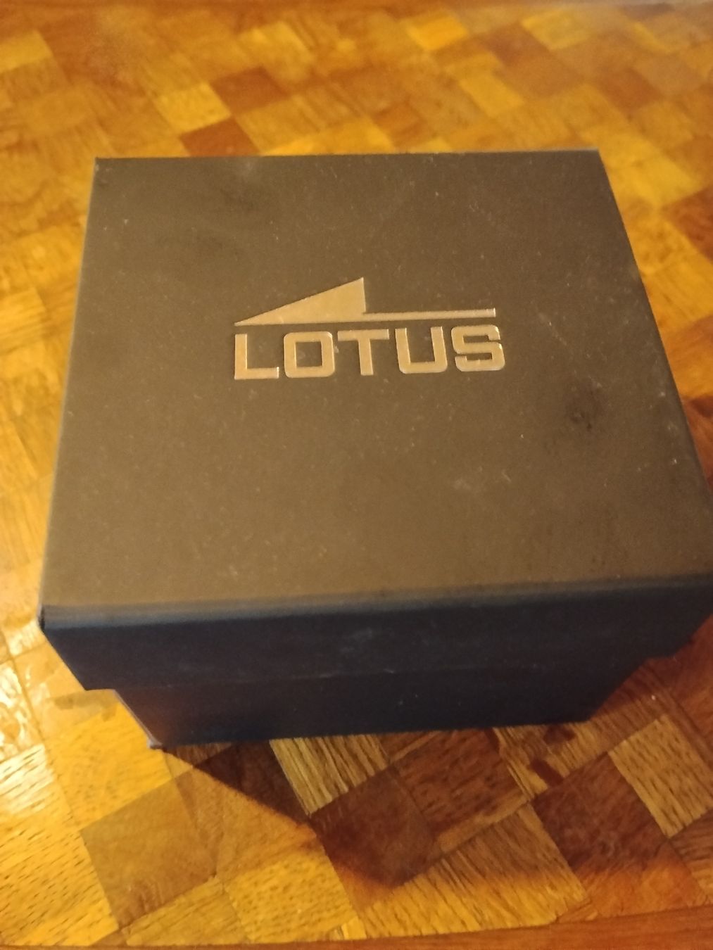 Lotus Montres: Lotus Uhr – D'occasion à Waldenburg par man_jww5