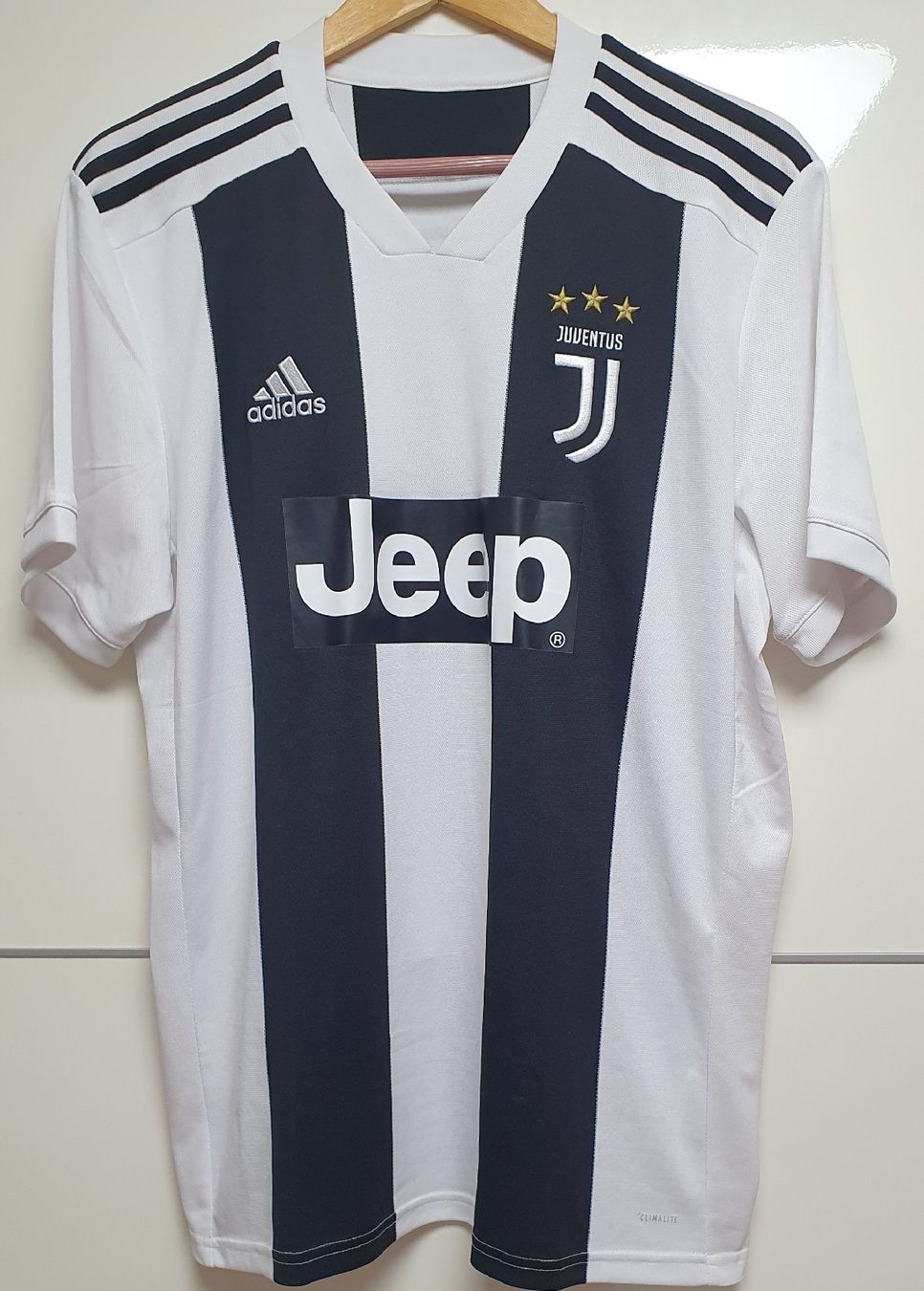 Juventus Leibchen & Hosen: Juventus trikot G L – Gebraucht aus Maienfeld von tobeyl2020