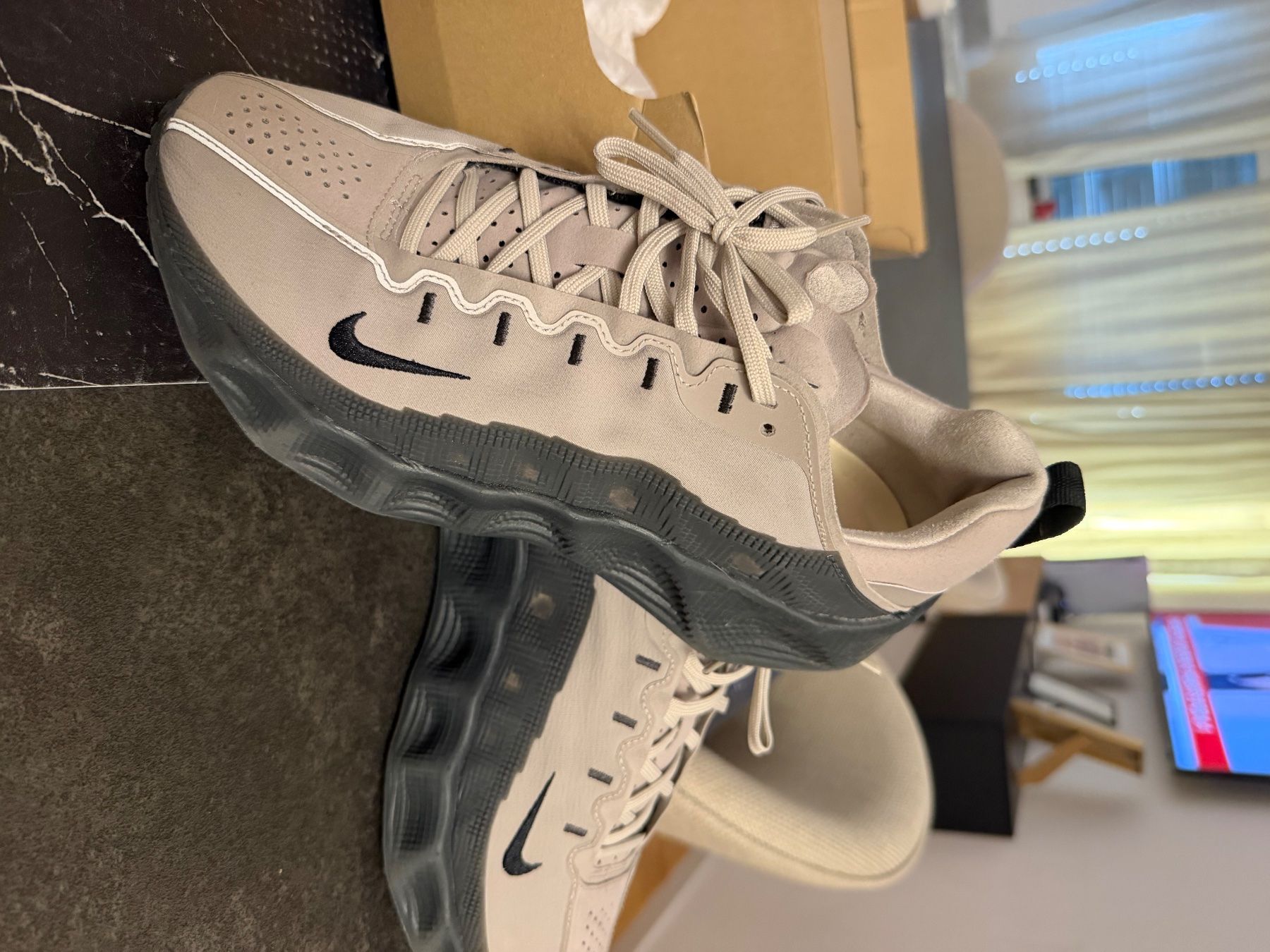 Nike Herrenschuhe: Nike Ava Rover 42.5 (NEU) – Gebraucht aus Luzern von fab_p7wf