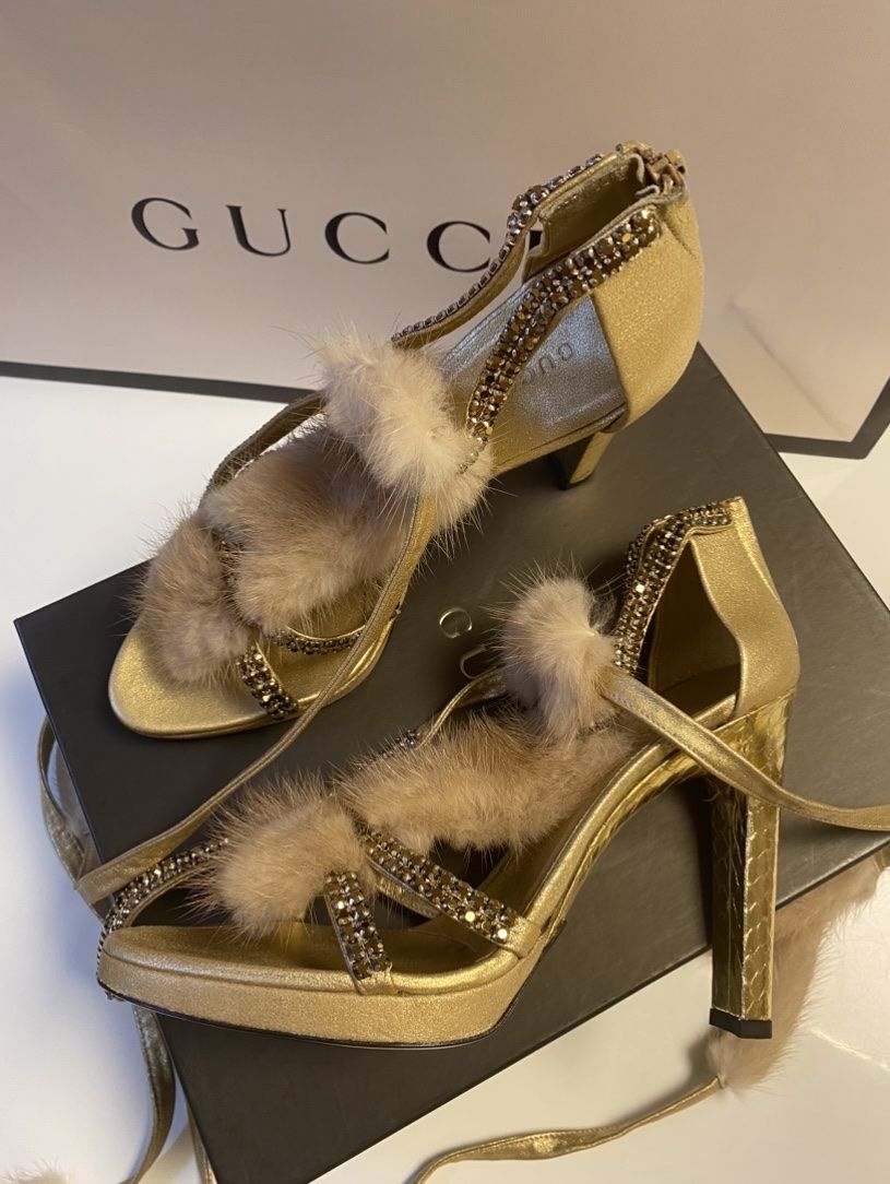 Gucci Scarpe da donna: Sandali Gucci in pitone e visone tg.38 – Nuovo e nell'imballaggio originale da Mendrisio venduto da SGR85 1