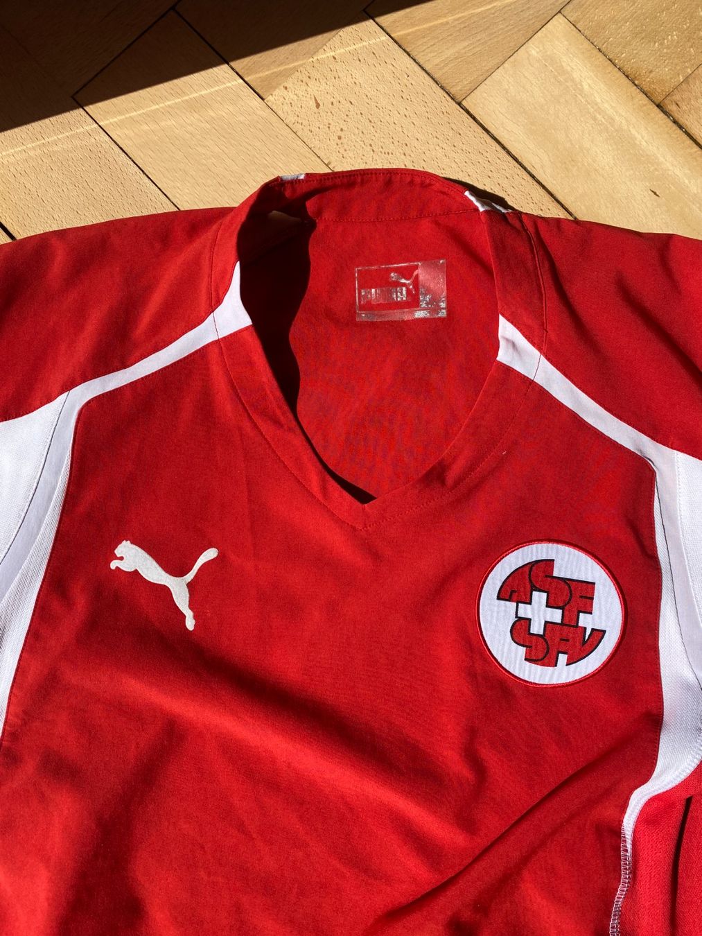 Schweizer Nati Canottiere & Pantaloni: SCHWEIZ NATI TRIKOT 2004 M – Usato da St. Gallen venduto da tscheiko 2