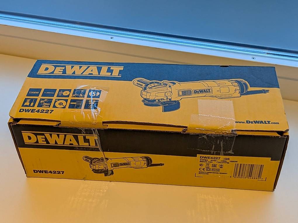 Dewalt Smerigliatrici & Lucidatrici: Winkelschleifer, Flex, DeWalt DWE4227, 125mm – Usato da Buchs SG venduto da Tomcerod 1