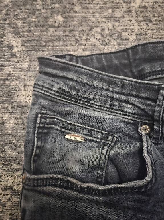 Jeans: Jeans W31/L32 – Usato da Dottikon venduto da damianolucia98 1