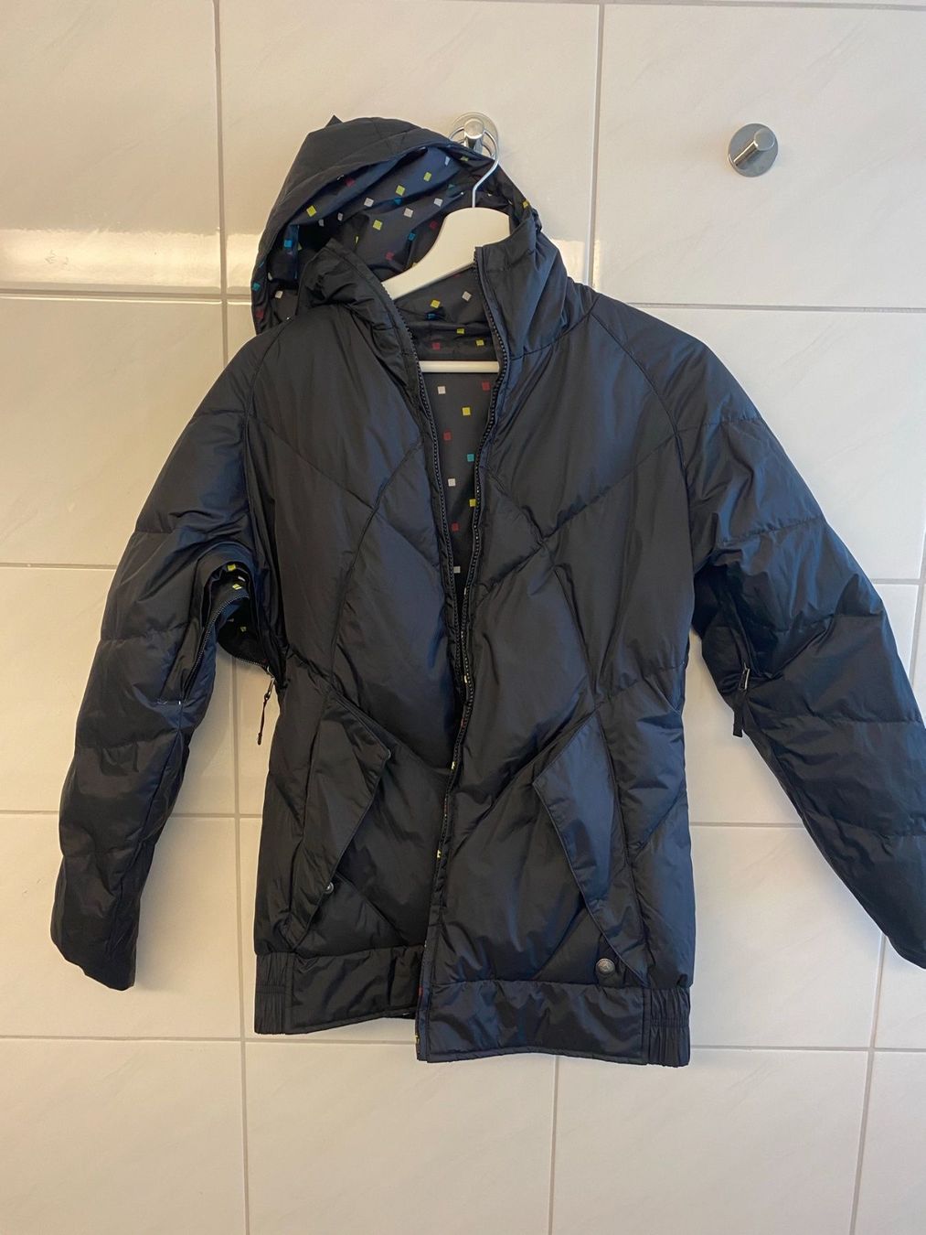 Burton Vestes: Burton Snowboard double sided  jacket – D'occasion à Kilchberg ZH par roz_qcj7