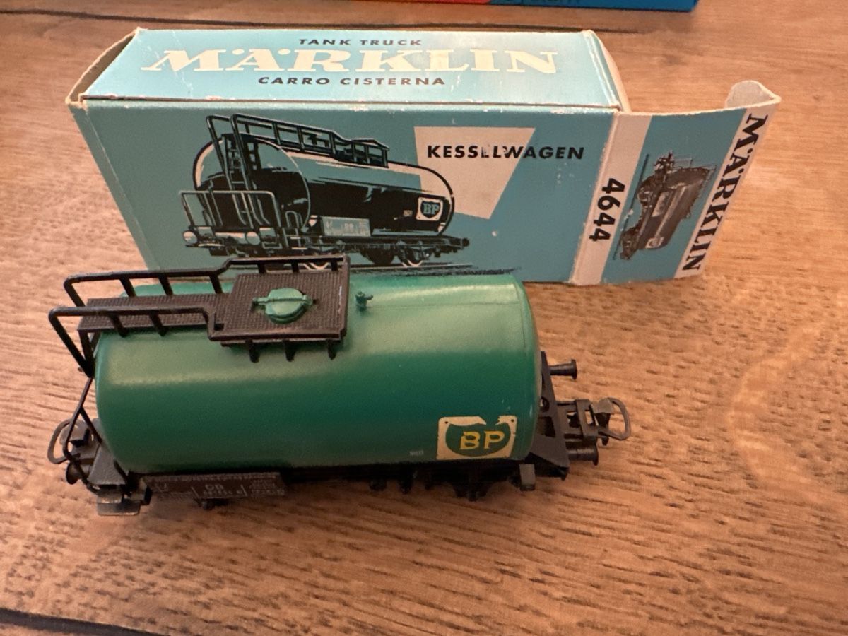 Märklin Modellini di ferrovie: Märklin H0 Modell 4644 – Usato da Frauenfeld venduto da Jose_luis
