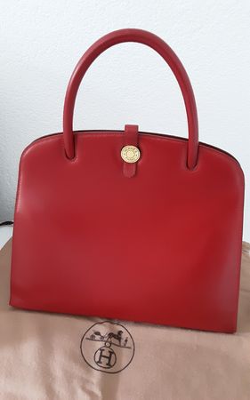 Hermes sac à main Dalvy cuir rouge, bon état L31xP11xH25(35)
