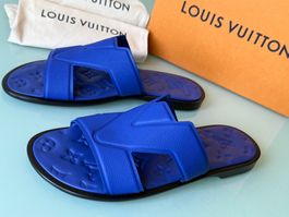 LOUIS VUITTON LV Oasis Logo Embossed Slide Sandale 44.5 NEU