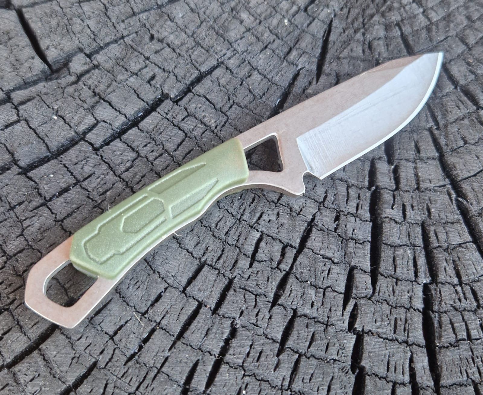 Coltellini militari: Neck knife Messer – Nuovo e nell'imballaggio originale da Dorf venduto da Messer-Schweiz